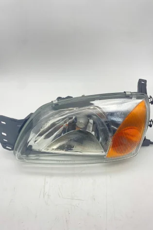 Ford Fiesta 1999-2001 Sol Ön Far